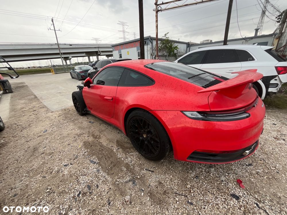 Porsche 911 Carrera PDK - 9