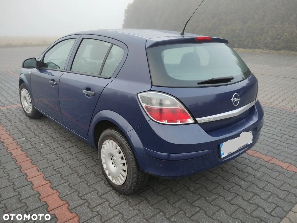 Opel Astra 1.6 - 11