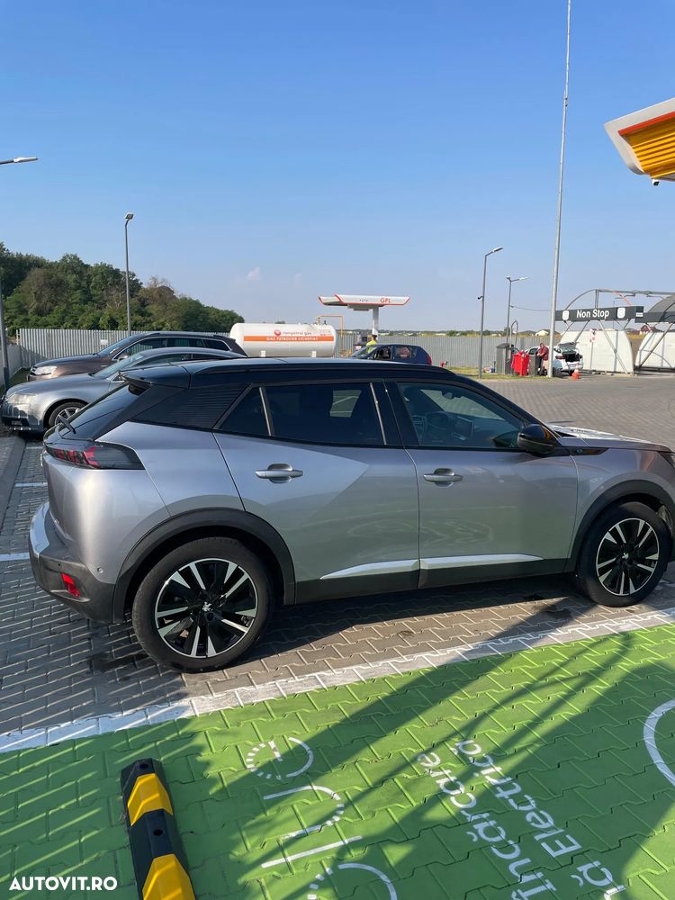 Peugeot 2008 50 kWh GT - 7