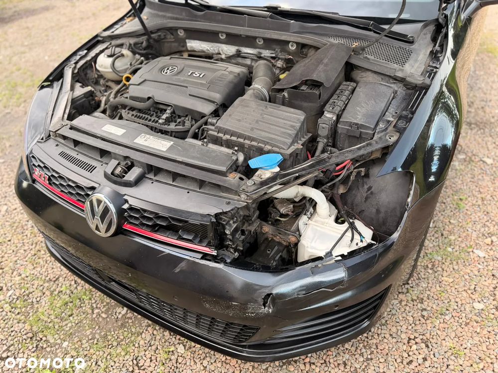 Volkswagen Golf GTI Performance BlueMotion Technology DSG - 12