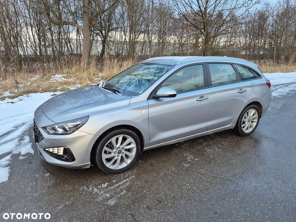 Hyundai i30 1.5 DPI Comfort - 10