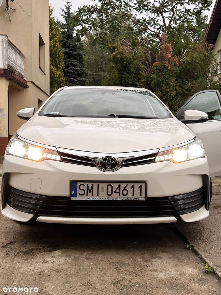 Toyota Corolla 1.4 D-4D Comfort - 17