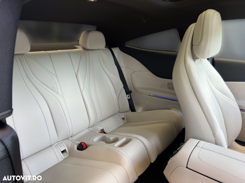 Mercedes-Benz CLE 300 4MATIC Aut. MHEV - 14