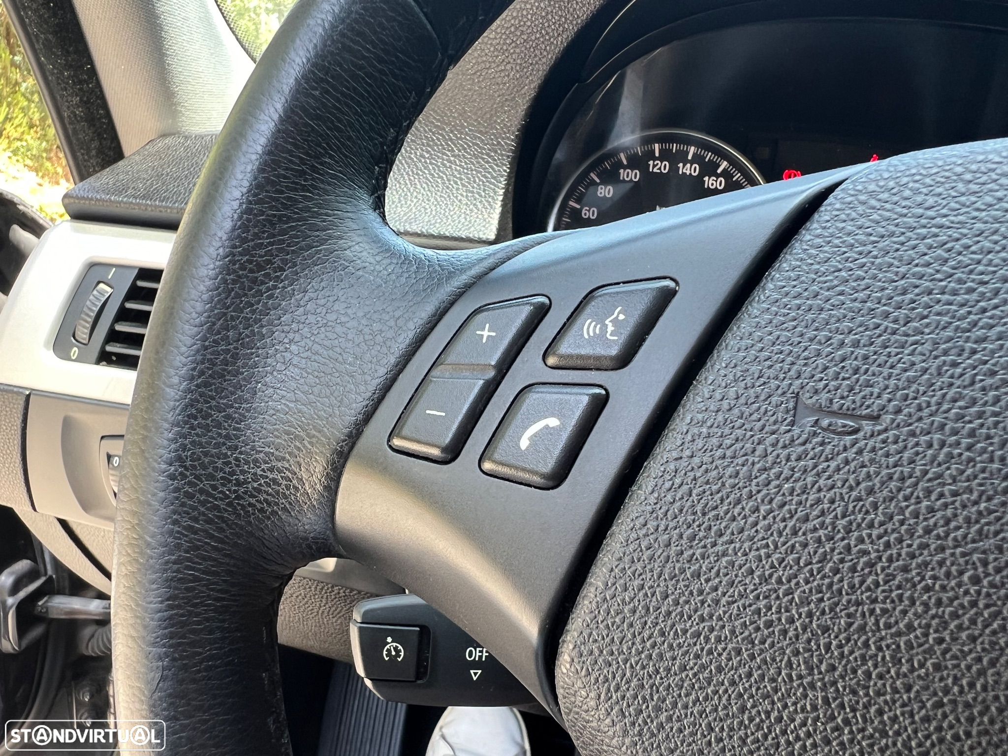 BMW 318 d Touring LifeStyle - 11