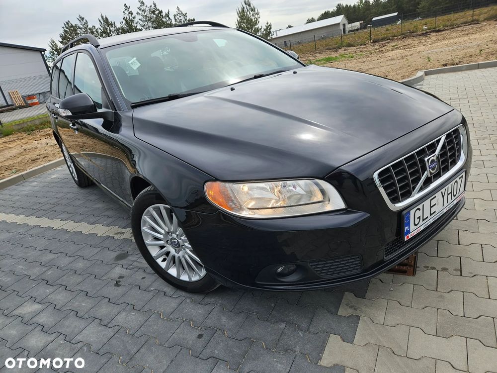 Volvo V70 2.0 Summum - 1