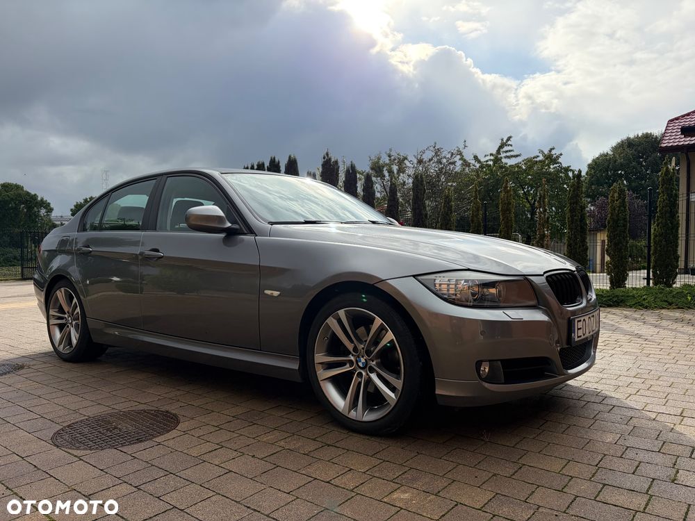 BMW Seria 3 320d - 5