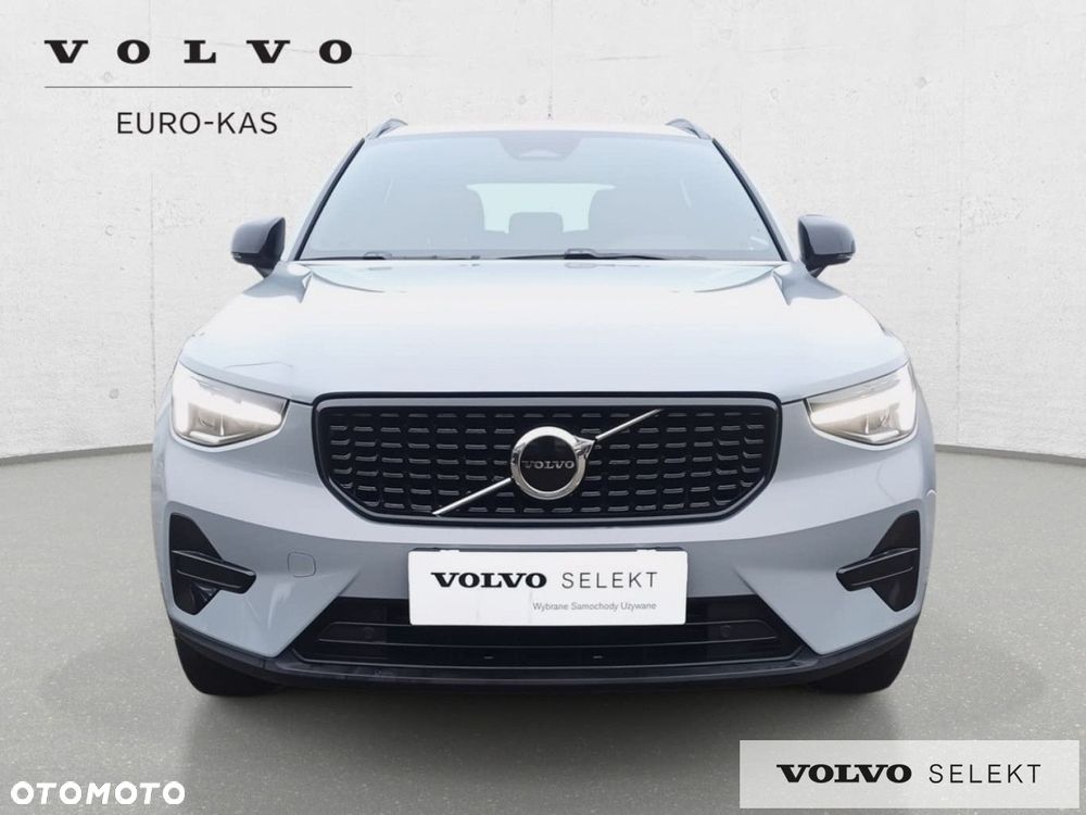 Volvo XC 40 - 3