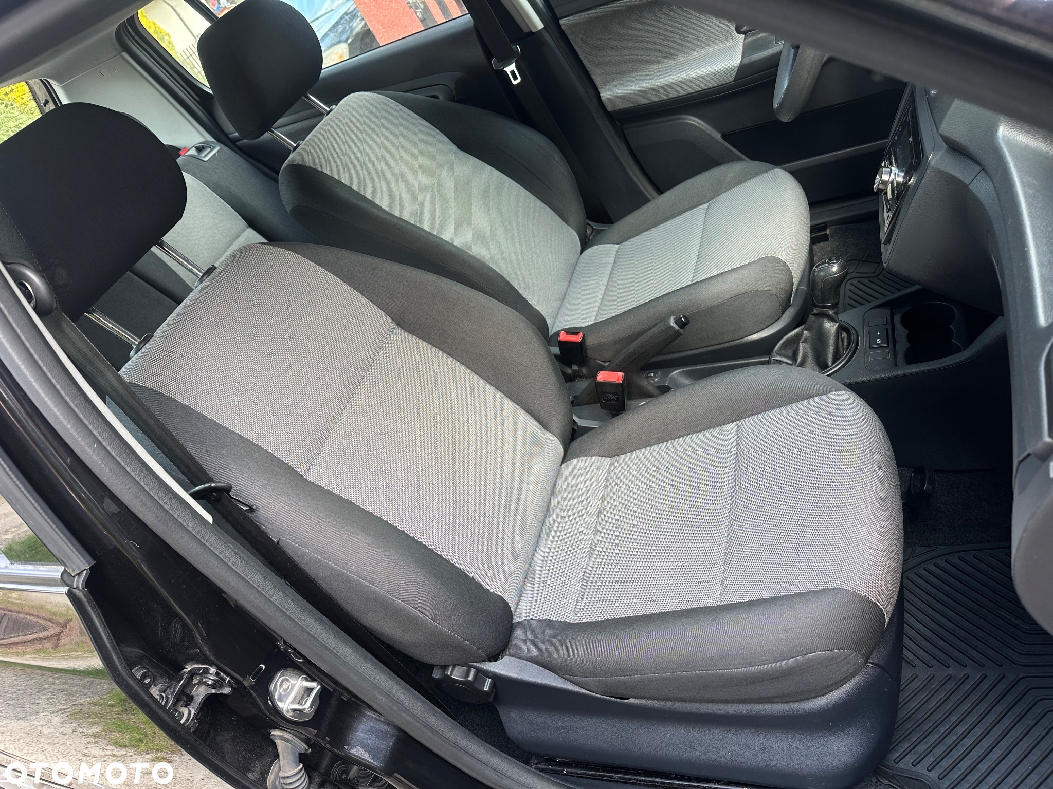 Skoda Fabia 1.2 TSI Active Plus - 22
