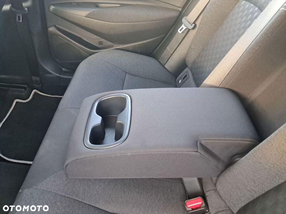 Toyota Corolla 1.8 Hybrid Comfort - 39