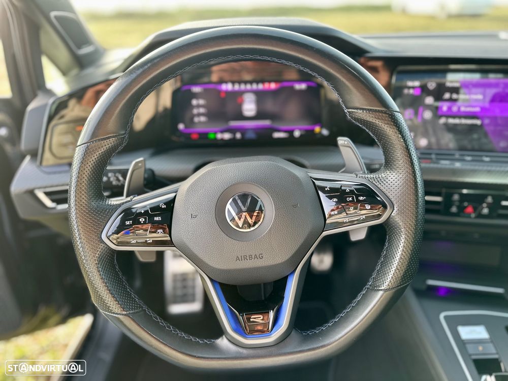 VW Golf 2.0 TSI OPF 4Motion DSG R Black Edition - 20