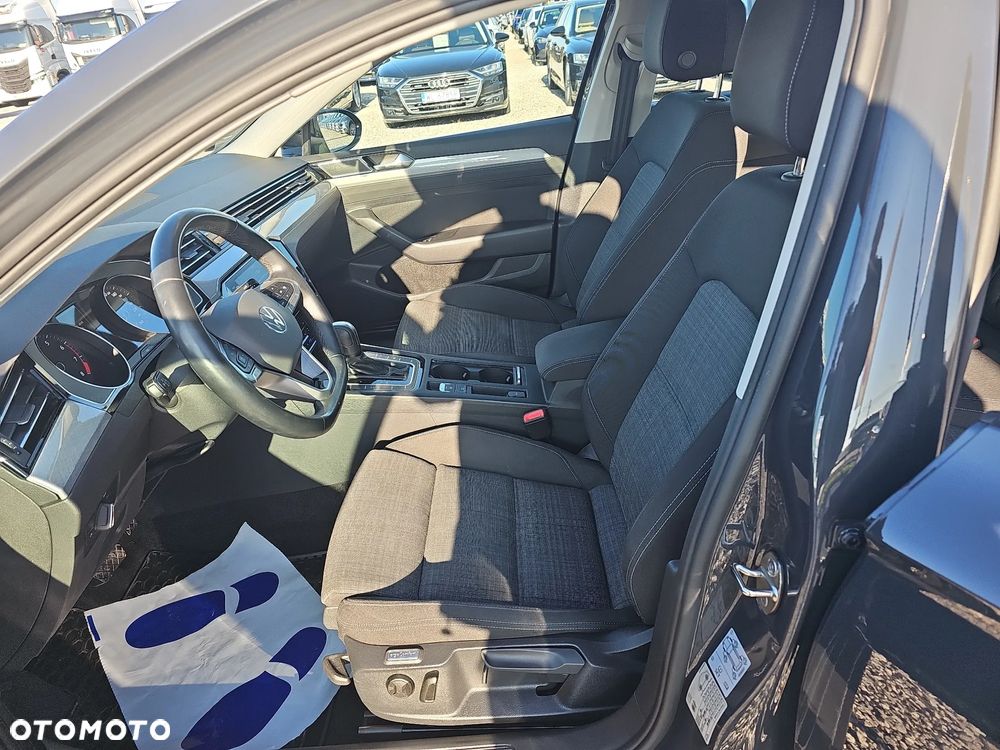 Volkswagen Passat 2.0 TSI Business DSG - 25