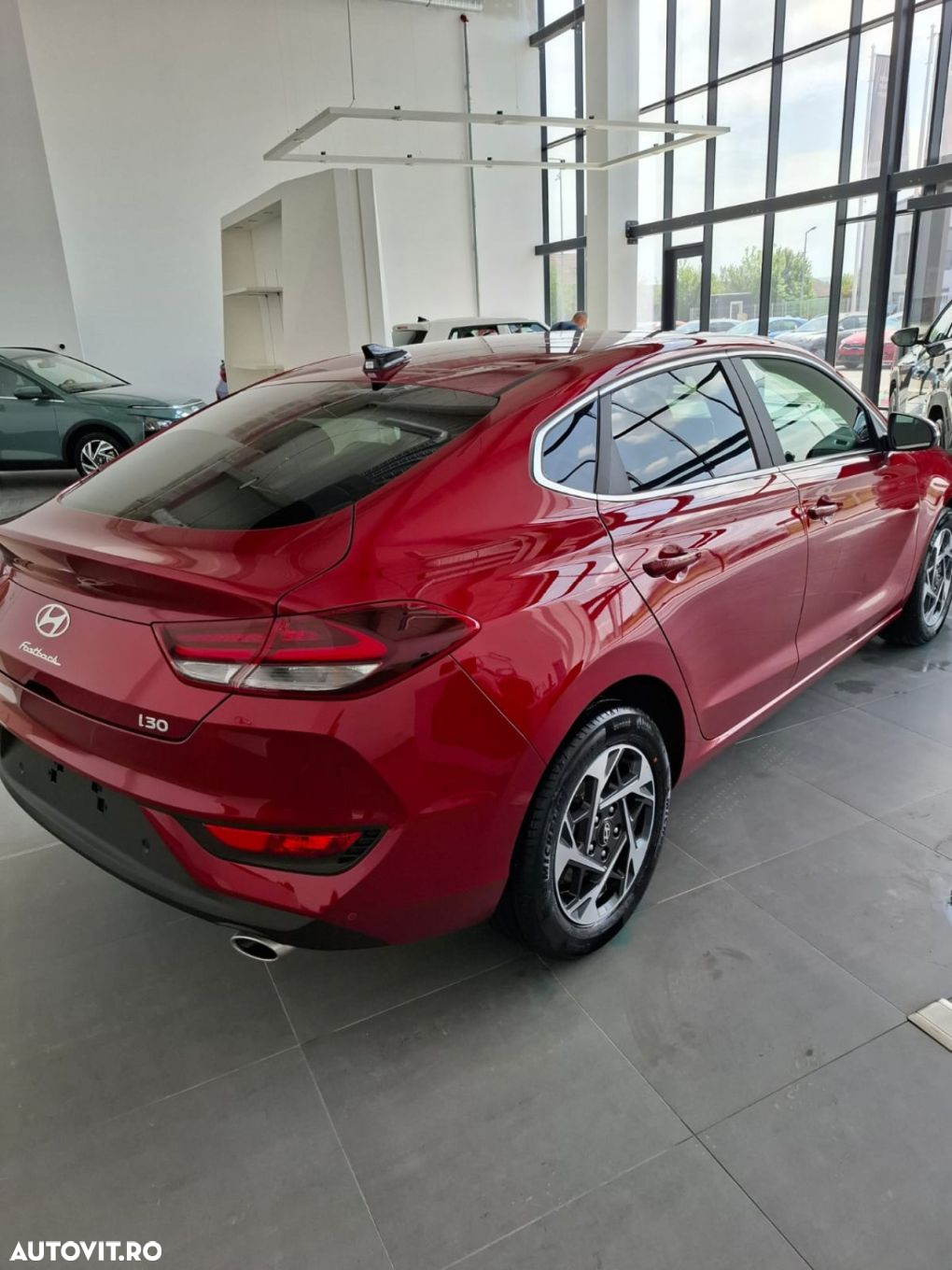 Hyundai i30 Fastback 1.5 T-GDI 140CP 7DCT MHEV Highway - 3