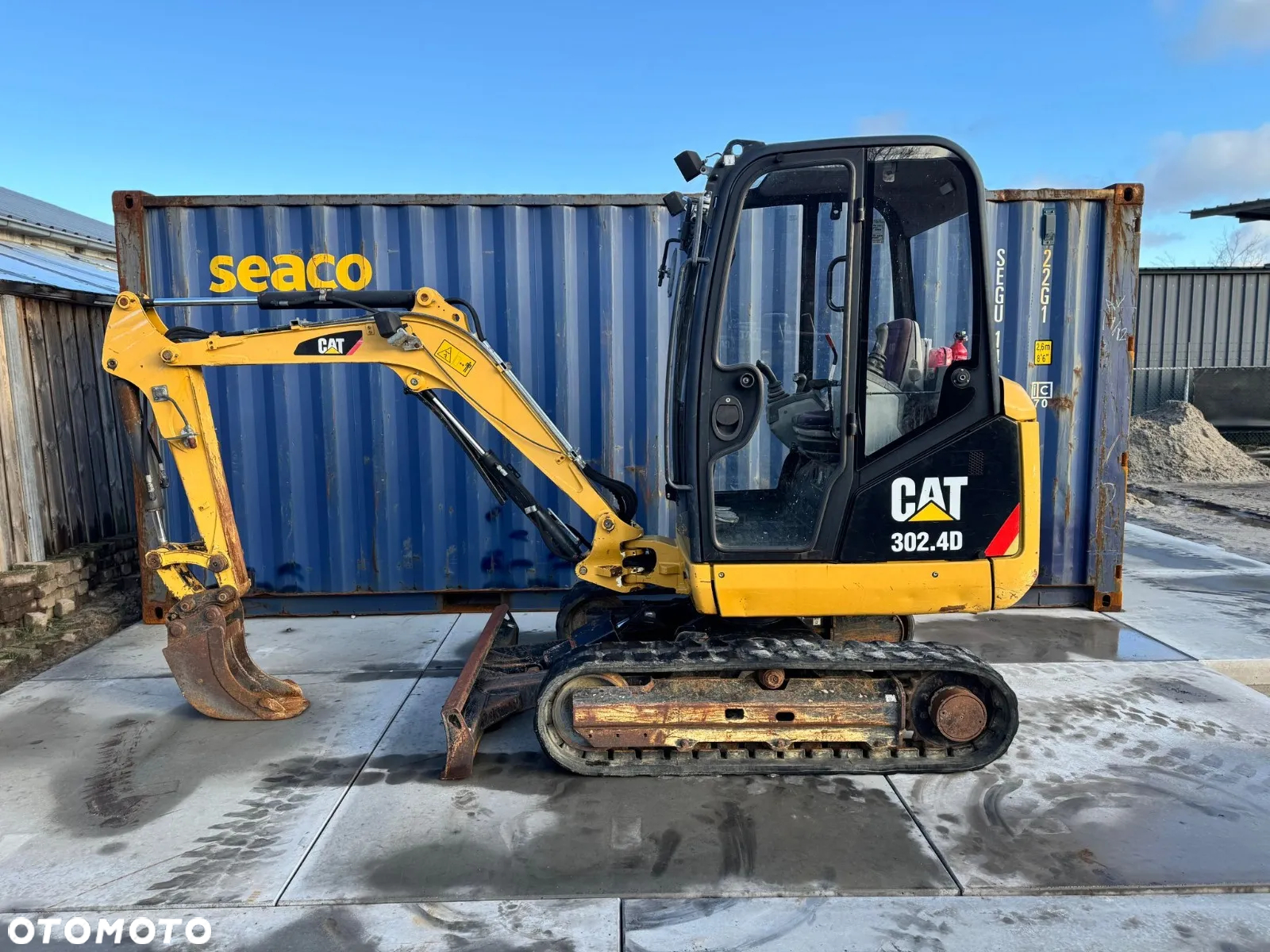 Caterpillar 302.4D - 4