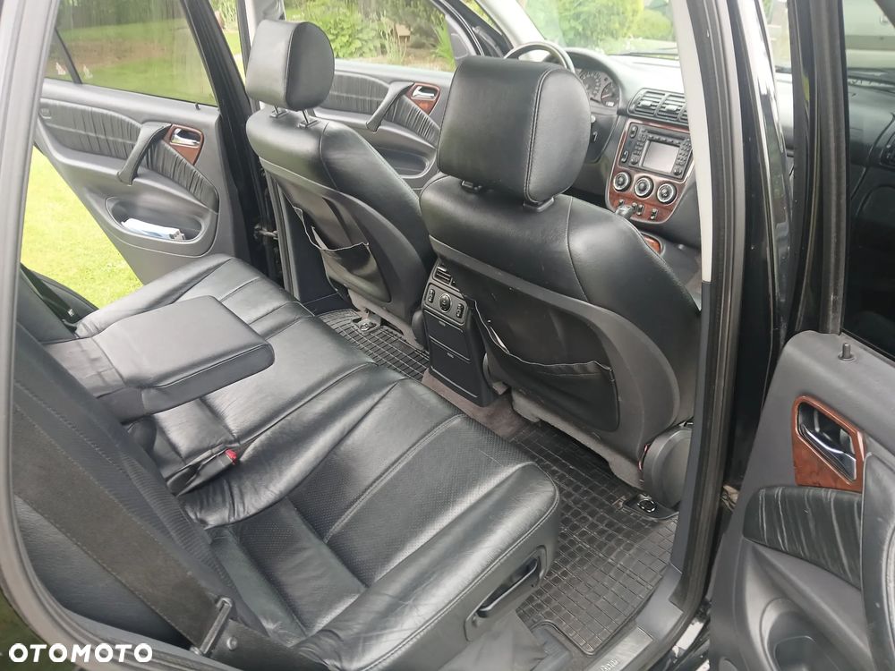 Mercedes-Benz ML - 13