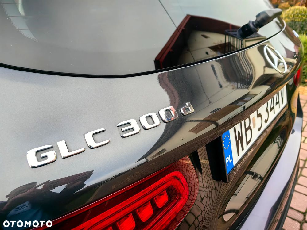 Mercedes-Benz GLC 300 d 4-Matic - 8