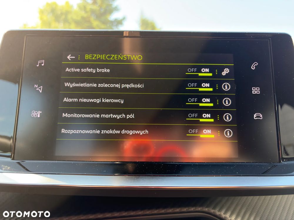 Peugeot 208 1.2 PureTech GT S&S EAT8 - 34