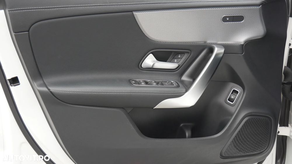 Mercedes-Benz CLA - 15