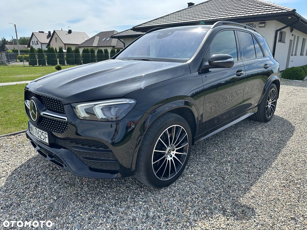 Mercedes-Benz GLE 300 d 4Matic 9G-TRONIC AMG Line - 2