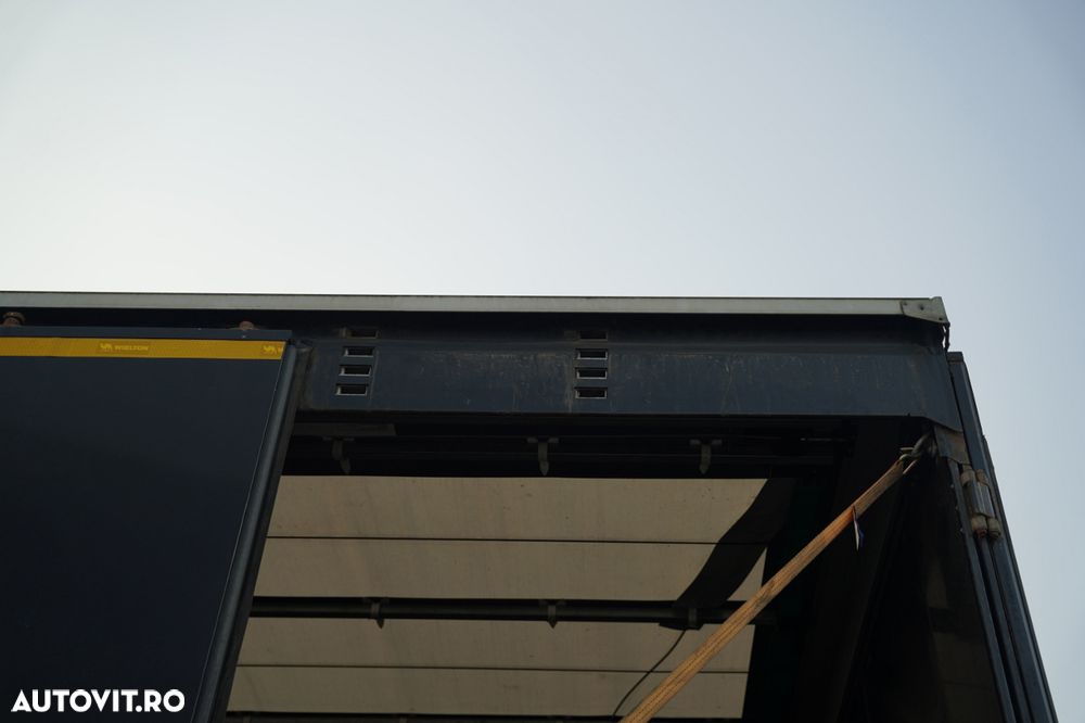 Wielton CORTINĂ / STANDARD / PUNCT DE ACOPERIȘ CULISANT / ACOPERIȘ CULISANT / 385/65 R22.5 - 11