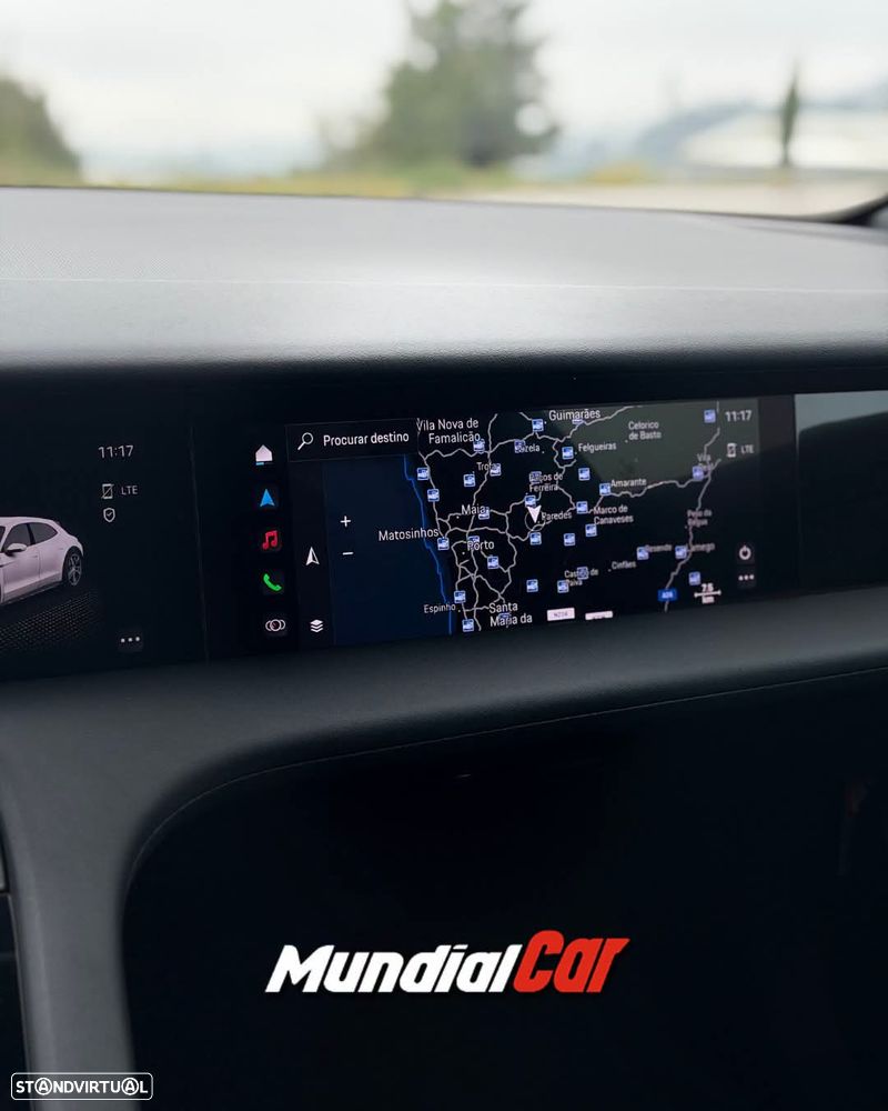 Porsche Taycan Cross Turismo - 26
