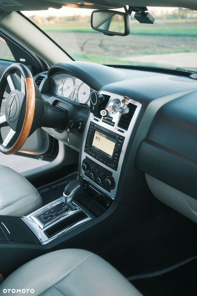 Chrysler 300C 3.0 V6 CRD - 20