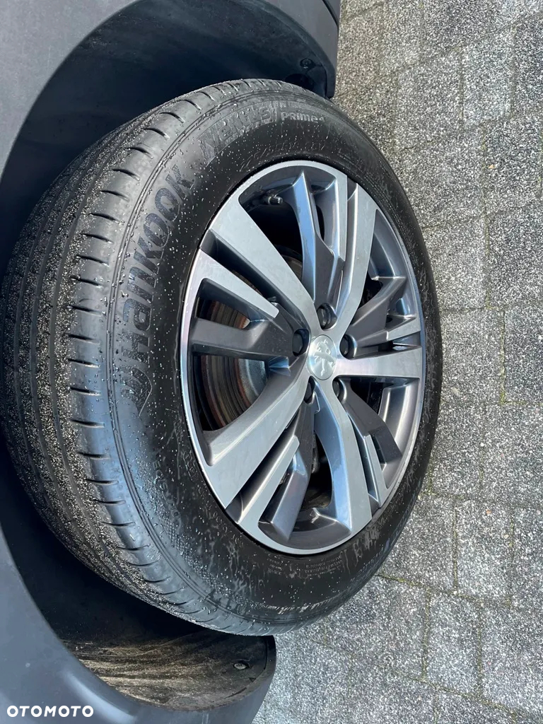 Peugeot 3008 1.5 BlueHDi Allure S&S - 5
