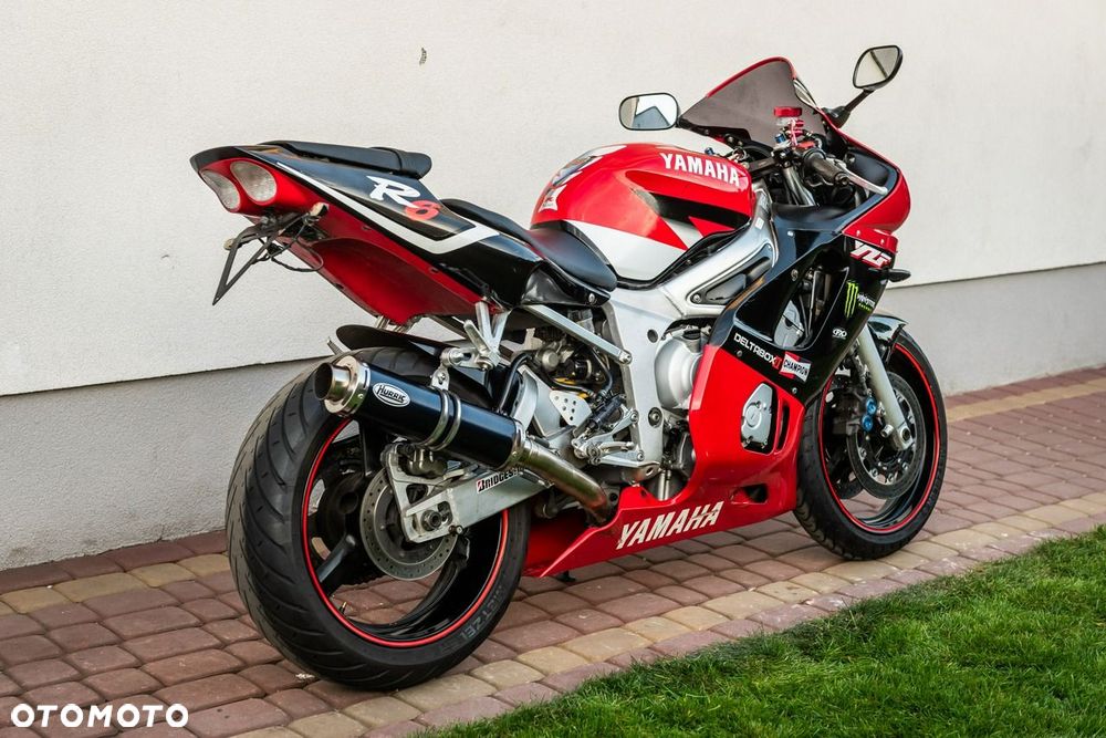 Yamaha R6 - 4