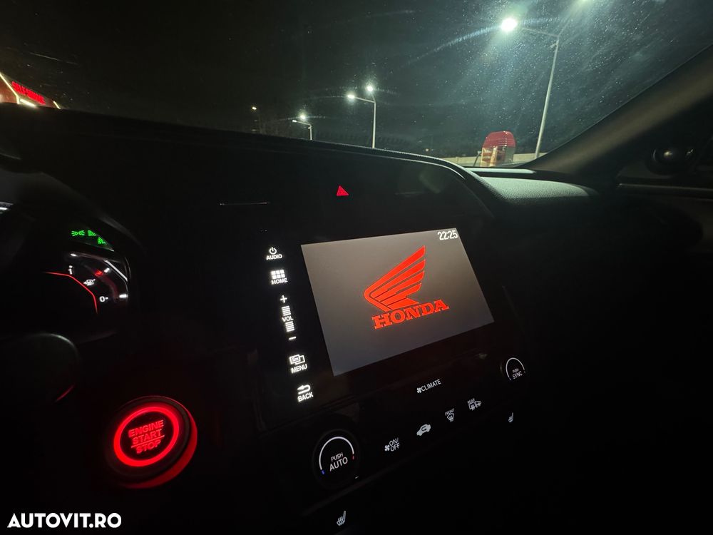 Honda Civic 1.5 VTEC Turbo CVT Sport Plus - 12