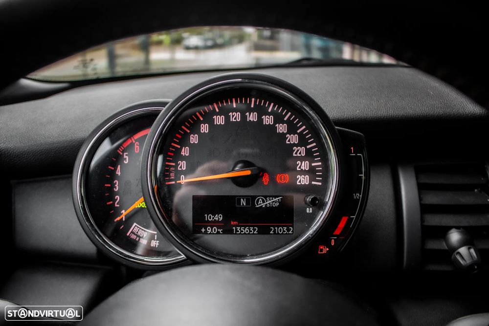 MINI 5 Portas One D - 19