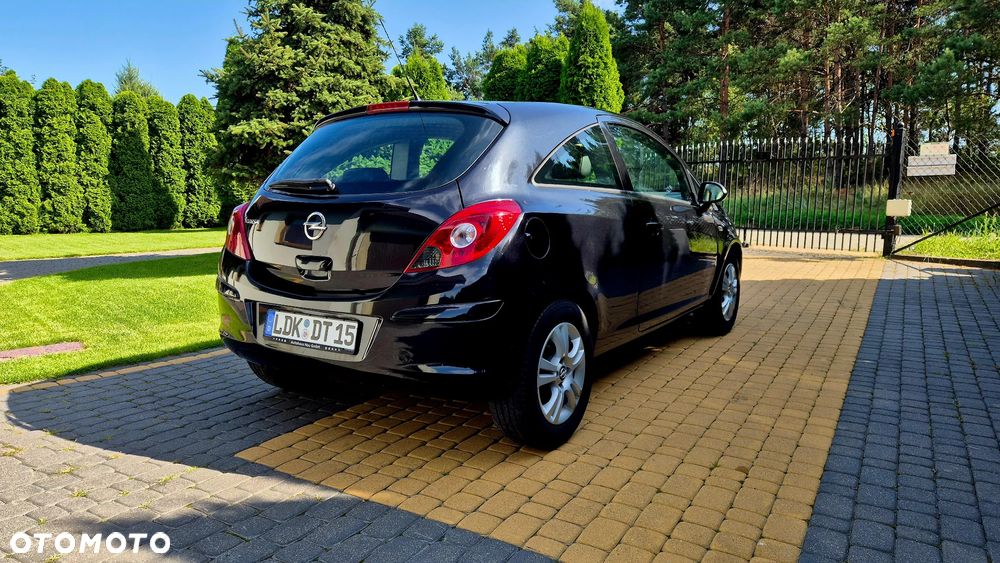 Opel Corsa 1.4 16V Energy - 3