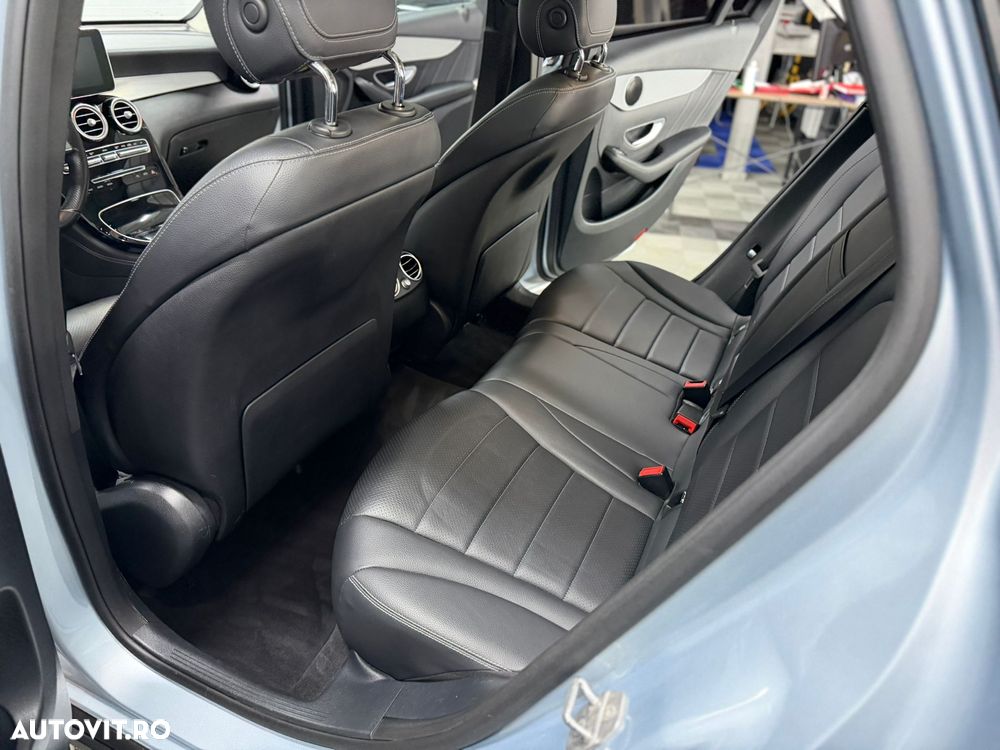 Mercedes-Benz GLC - 7