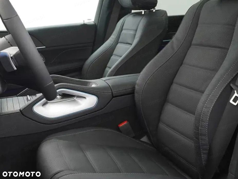 Mercedes-Benz GLE 300 d mHEV 4-Matic AMG Line - 8