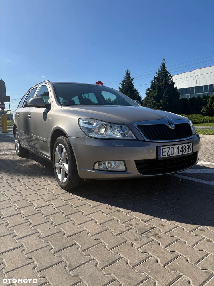 Skoda Octavia 1.4 TSI Family Plus - 8