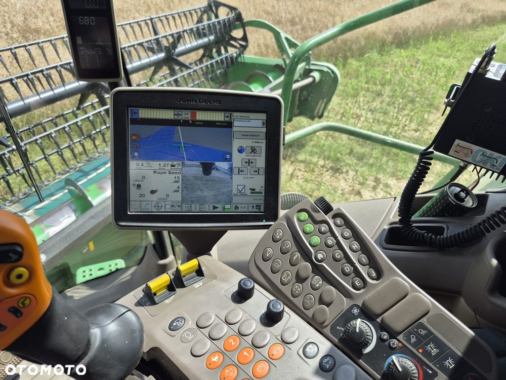 John Deere S690i - 13