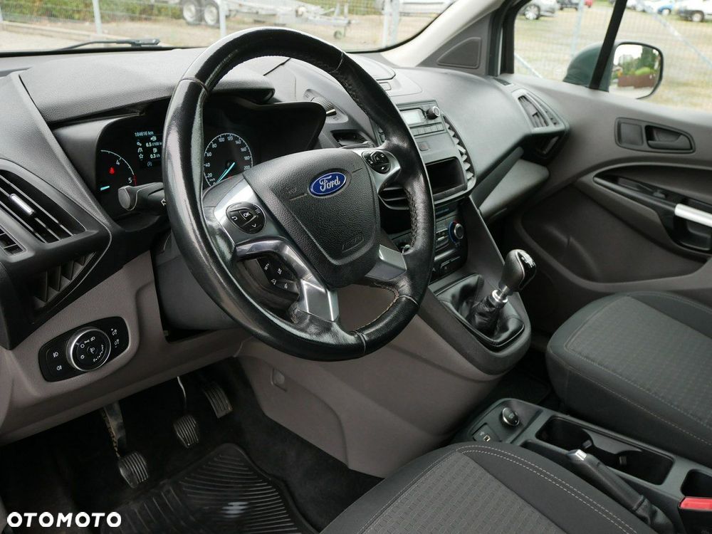 Ford Transit Connect - 13