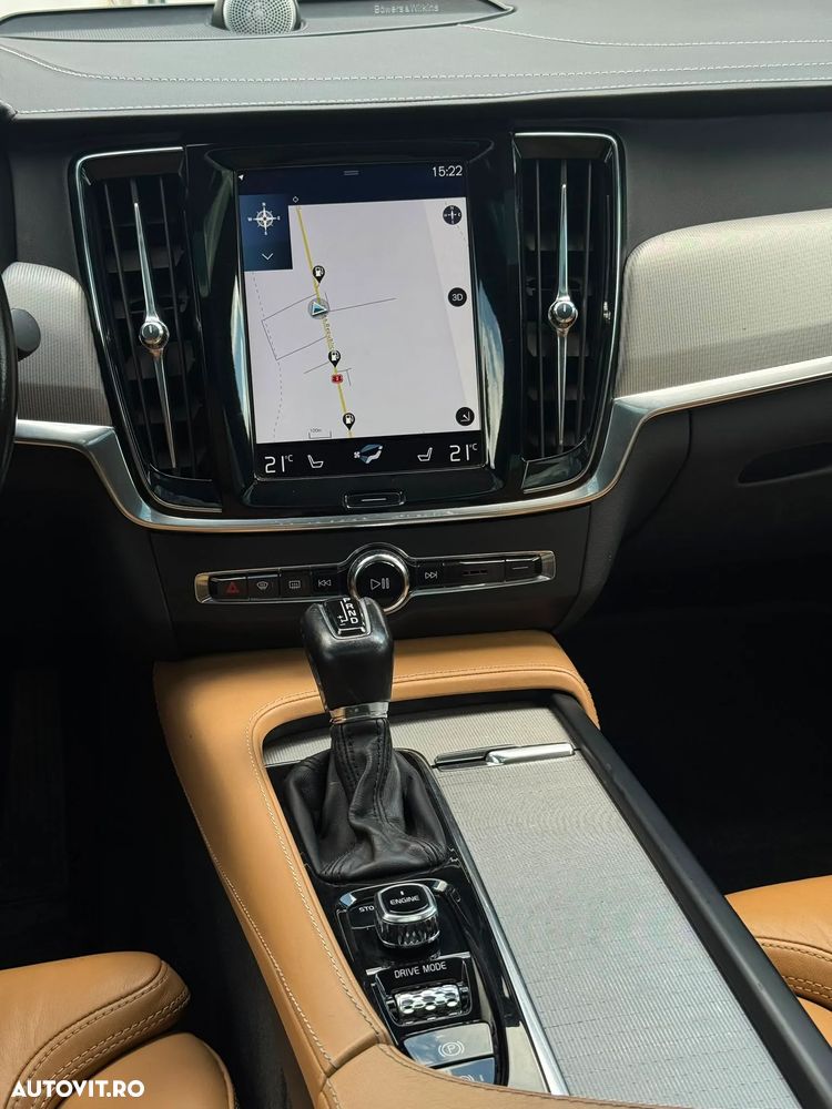 Volvo S90 D5 AWD Inscription - 32