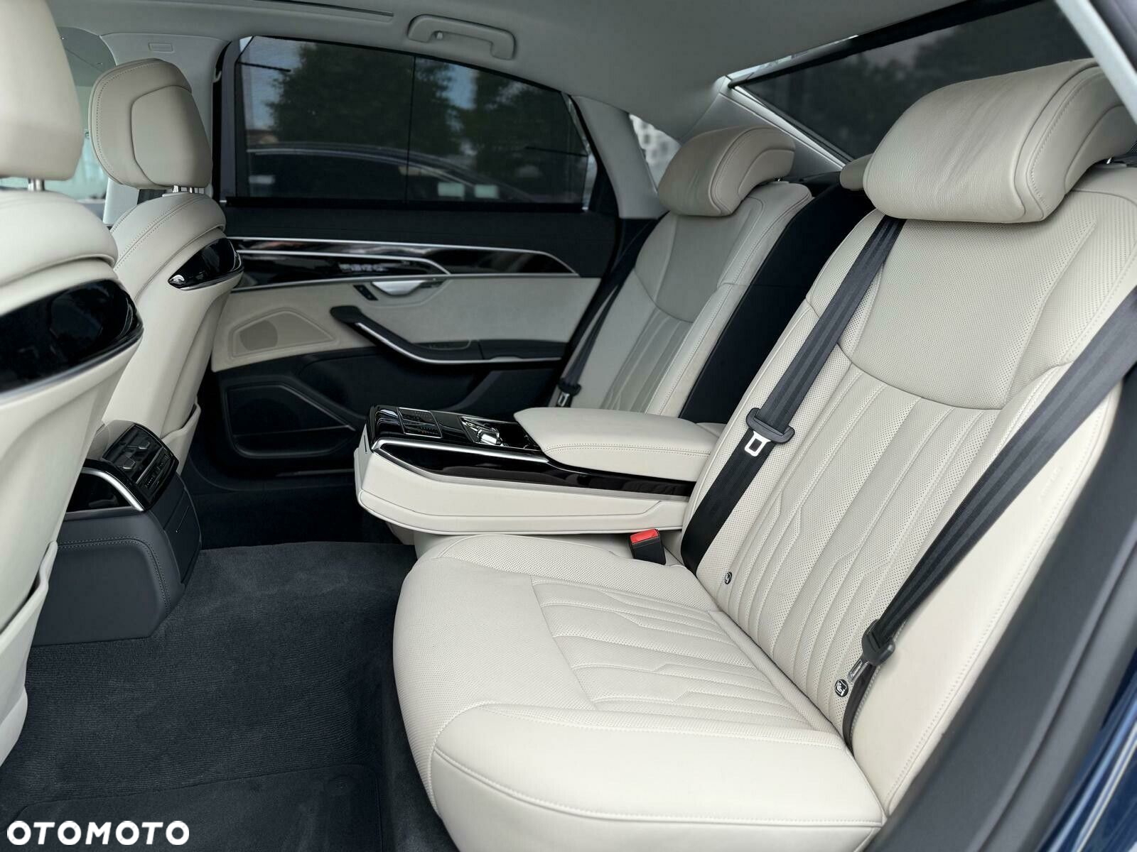 Audi A8 - 19