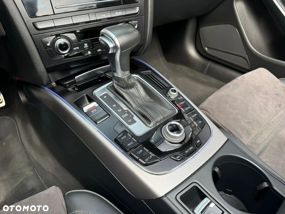Audi A5 Cabrio - 17