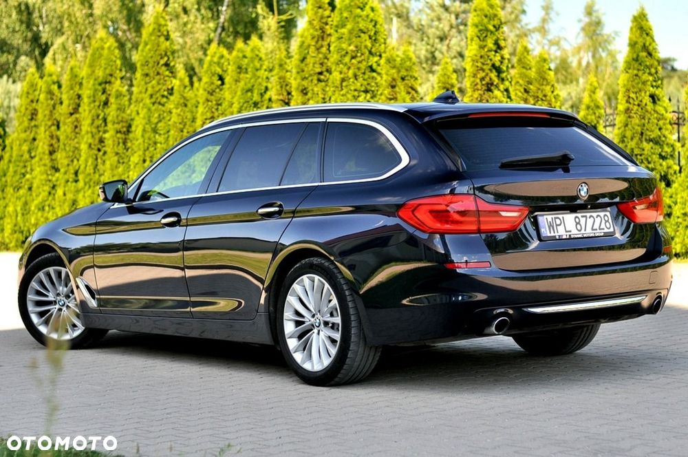 BMW Seria 5 520d Luxury Line sport - 31