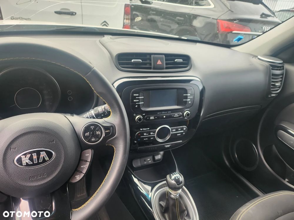Kia Soul 1.6 CRDI L Business Line - 3