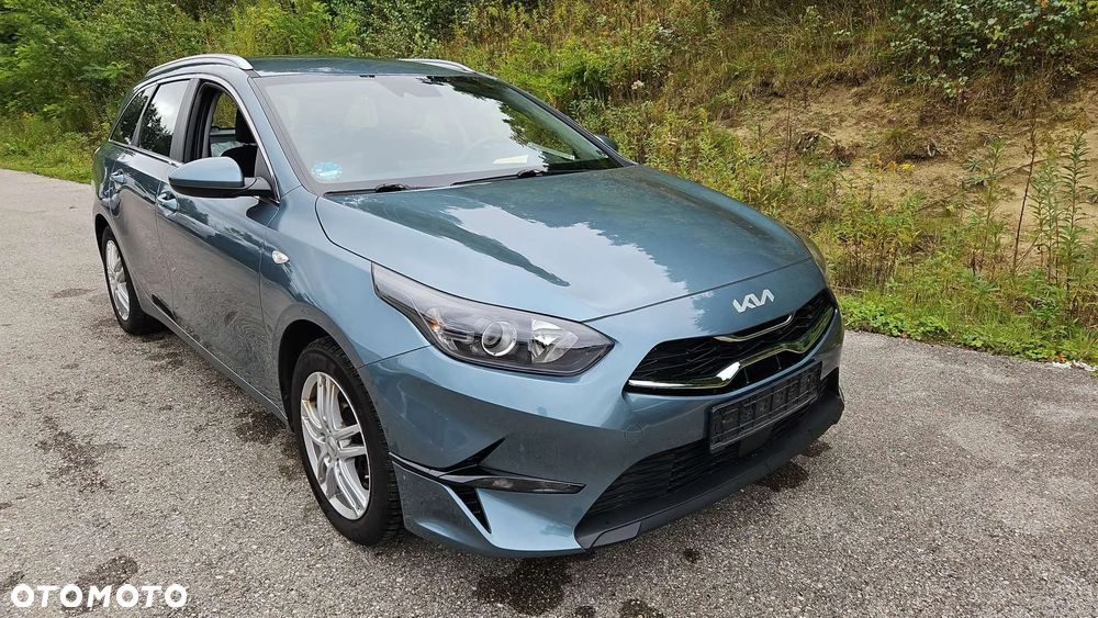 Kia Ceed 1.6 CRDi (48V Mild-Hybrid) DCT7 Vision - 2
