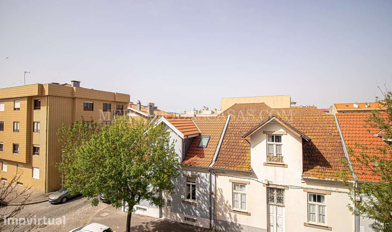 Apartamento T2 Espinho centro cidade rua 14 com 35 - Grande imagem: 5/13