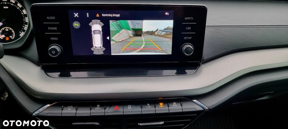 Skoda Octavia 2.0 TDI Style DSG - 5