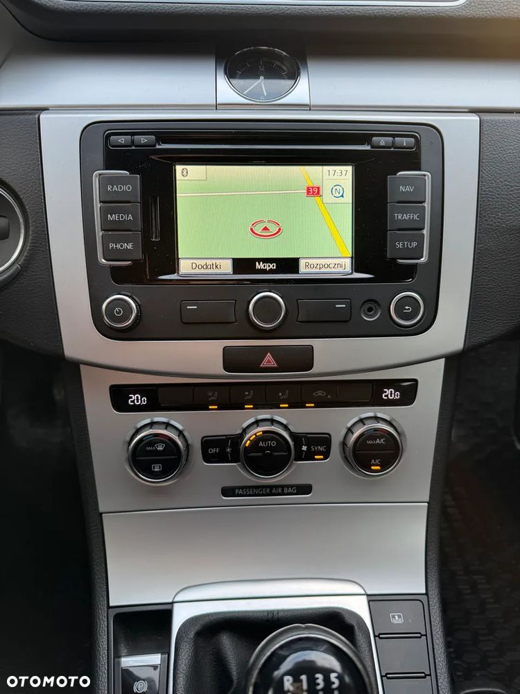 Volkswagen Passat 1.4 TSI Trendline - 38