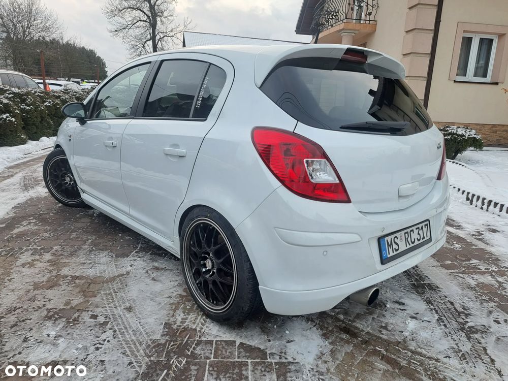Opel Corsa 1.6 Turbo 150 Jahre - 11