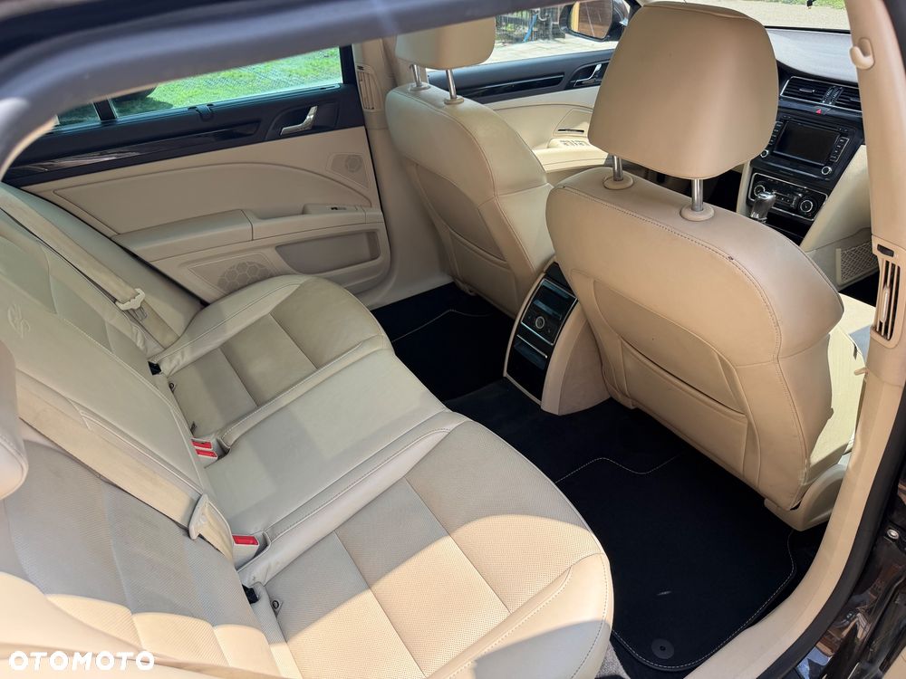 Skoda Superb 2.0 TDI 4x4 L&K DSG - 13