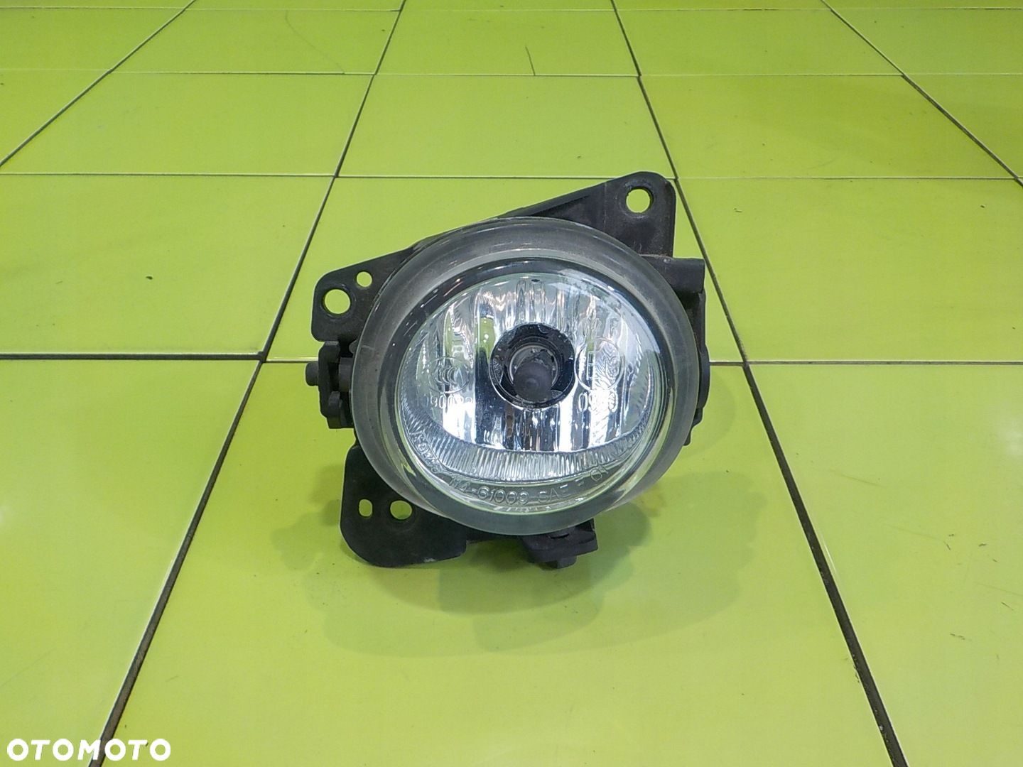 MAZDA CX7 LIFT 2.2 D 10r halogen lewy - 1