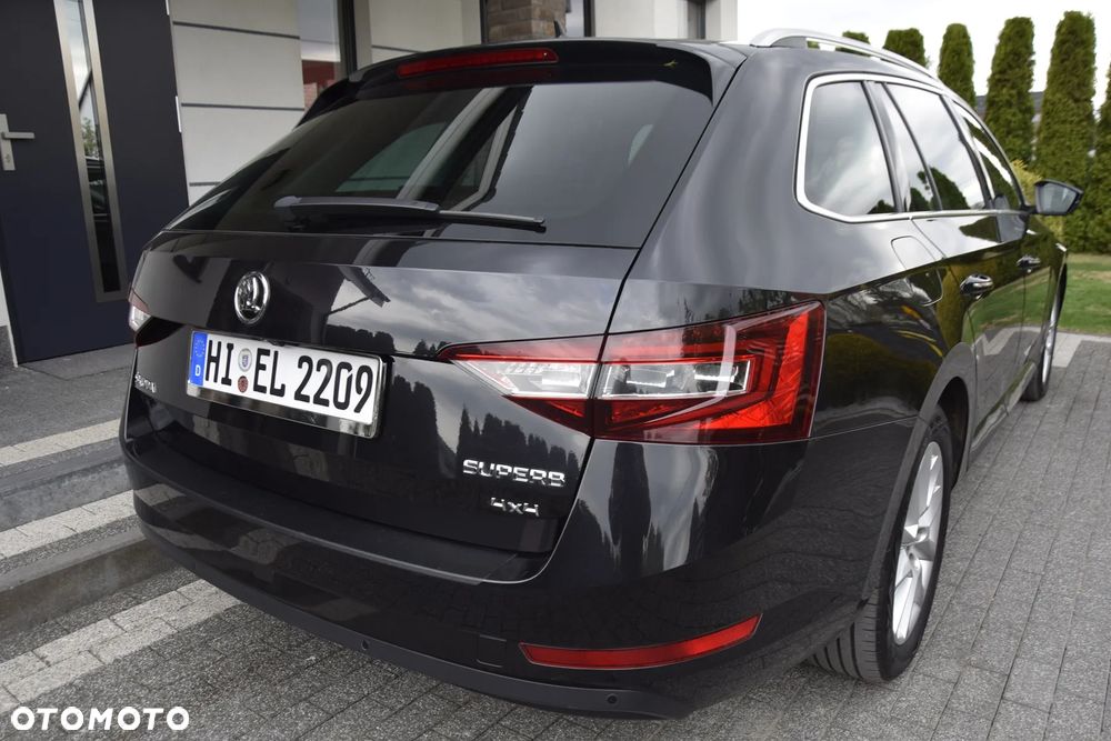 Skoda Superb 2.0 TDI 4x4 Style - 18