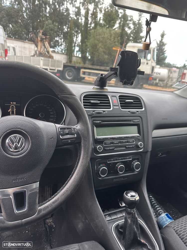 VW Golf 2.0 TDi Trendline - 4