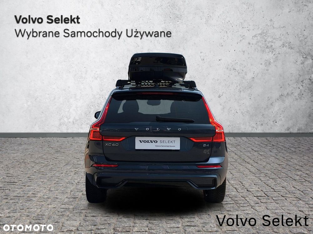 Volvo XC 60 B4 D Plus Dark - 10